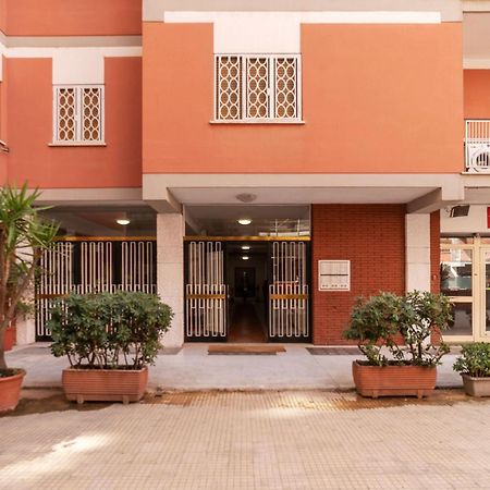 Joivy Delightful 3-Bed Flat With Balcony Daire Roma Dış mekan fotoğraf