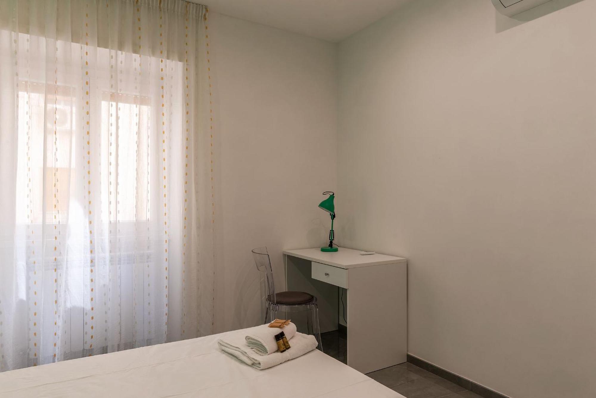 Joivy Delightful 3-Bed Flat With Balcony Daire Roma Dış mekan fotoğraf